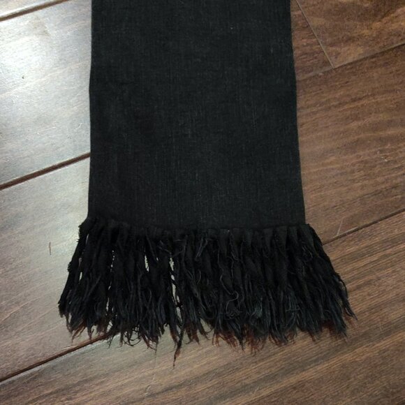 Judy Blue Black Tassel Hem Cropped Fit Mid Rise Jeans SIZE 5/27 - Picture 2 of 6